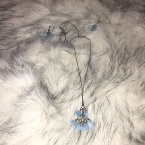 Avon blue mother of pearl necklace and earring set